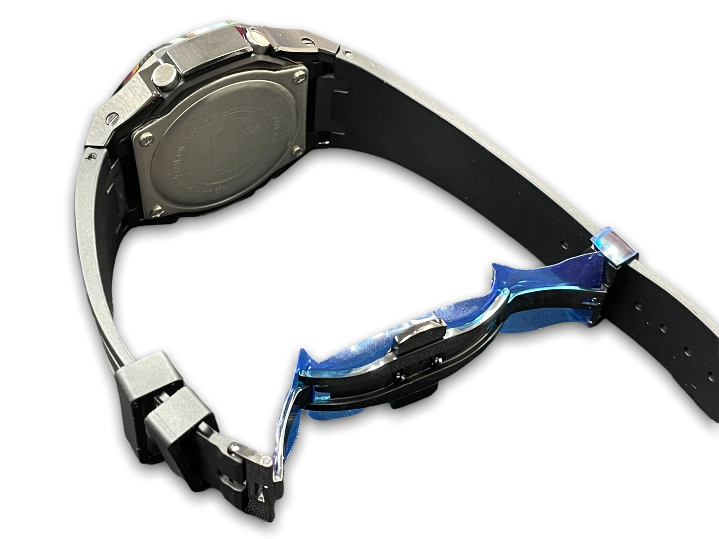 CasiOak GM-2100 45mm silver case with rubber strap
